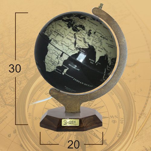 ایده کره 117 سایز 20 پایه چوبی هشت ضلعی چراغدار